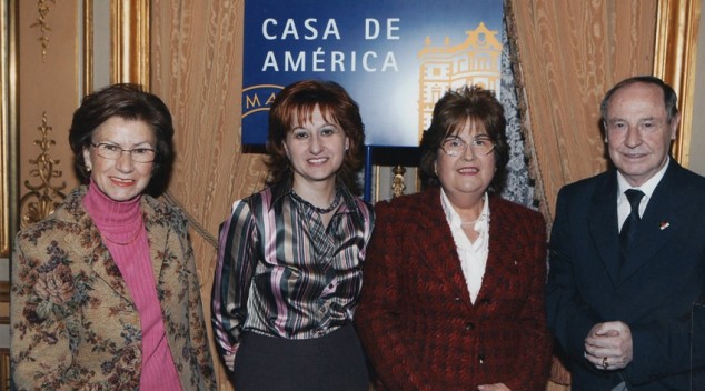 Ana Julia, Nieves Viesca, Pilar Sánchez y J.R. de Torres.