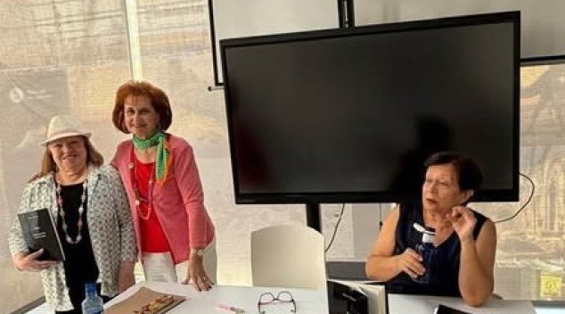 PRESENTACION DE CAJAS O DÓNDE GUARDAR EL DESENCANTO